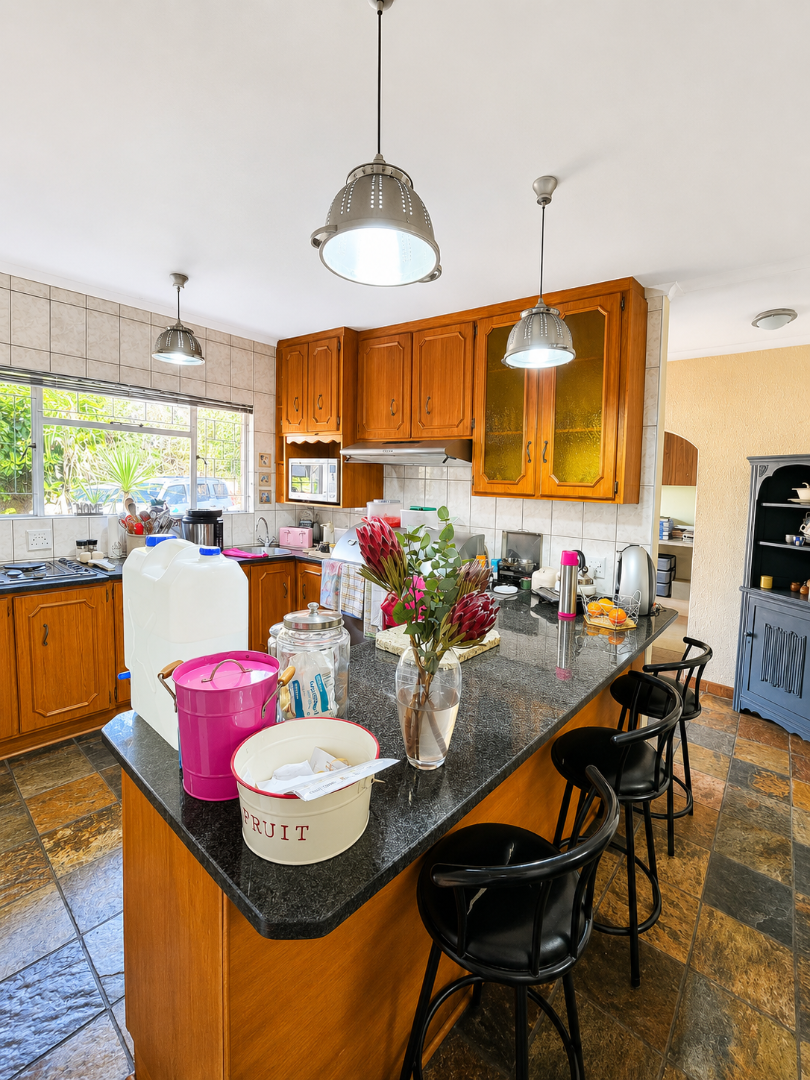 4 Bedroom Property for Sale in Wilkoppies North West